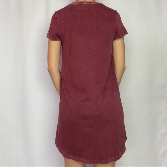Urban Outfitters burgundy t-shirt dress - Picture 2 of 4